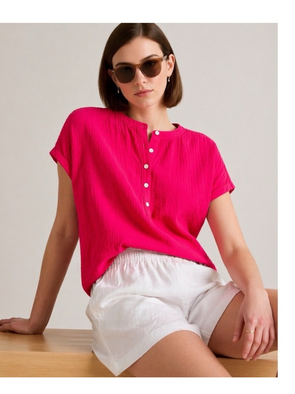 quince gauze roll sleeve pink Women's Short-Sleeve Henley Top large